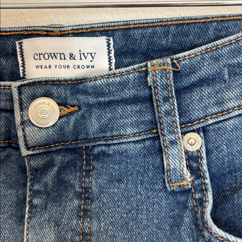 Women's Crown & Ivy High Rise
Vintage Straight Size 8 - Picture 5 of 10
